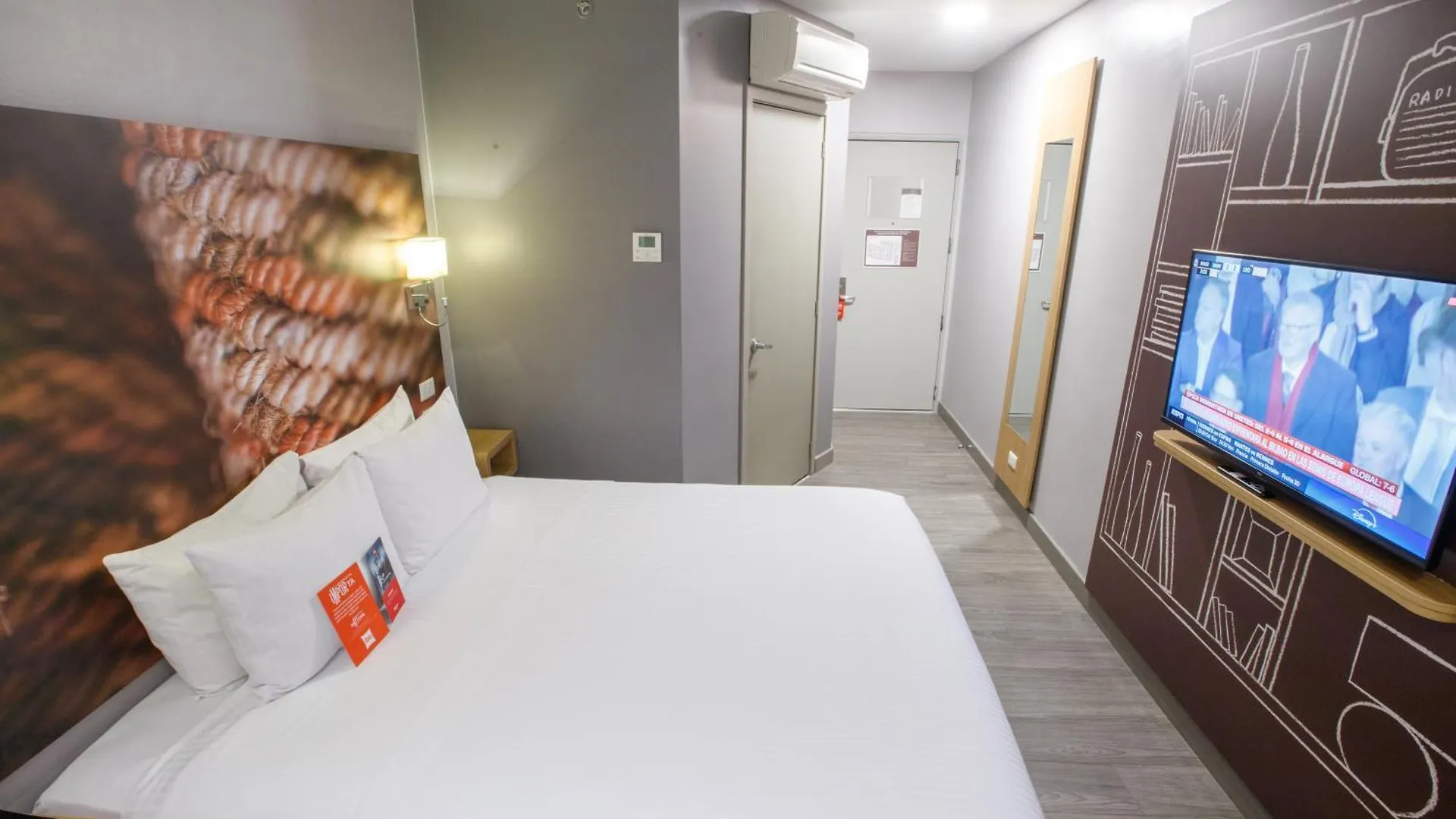 Ibis Quito Hotel