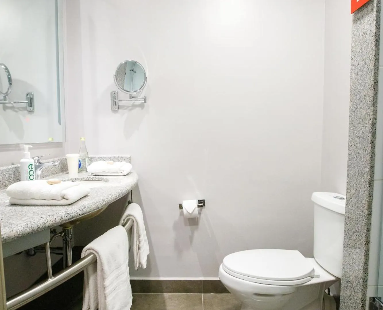 Ibis Quito Hotel
