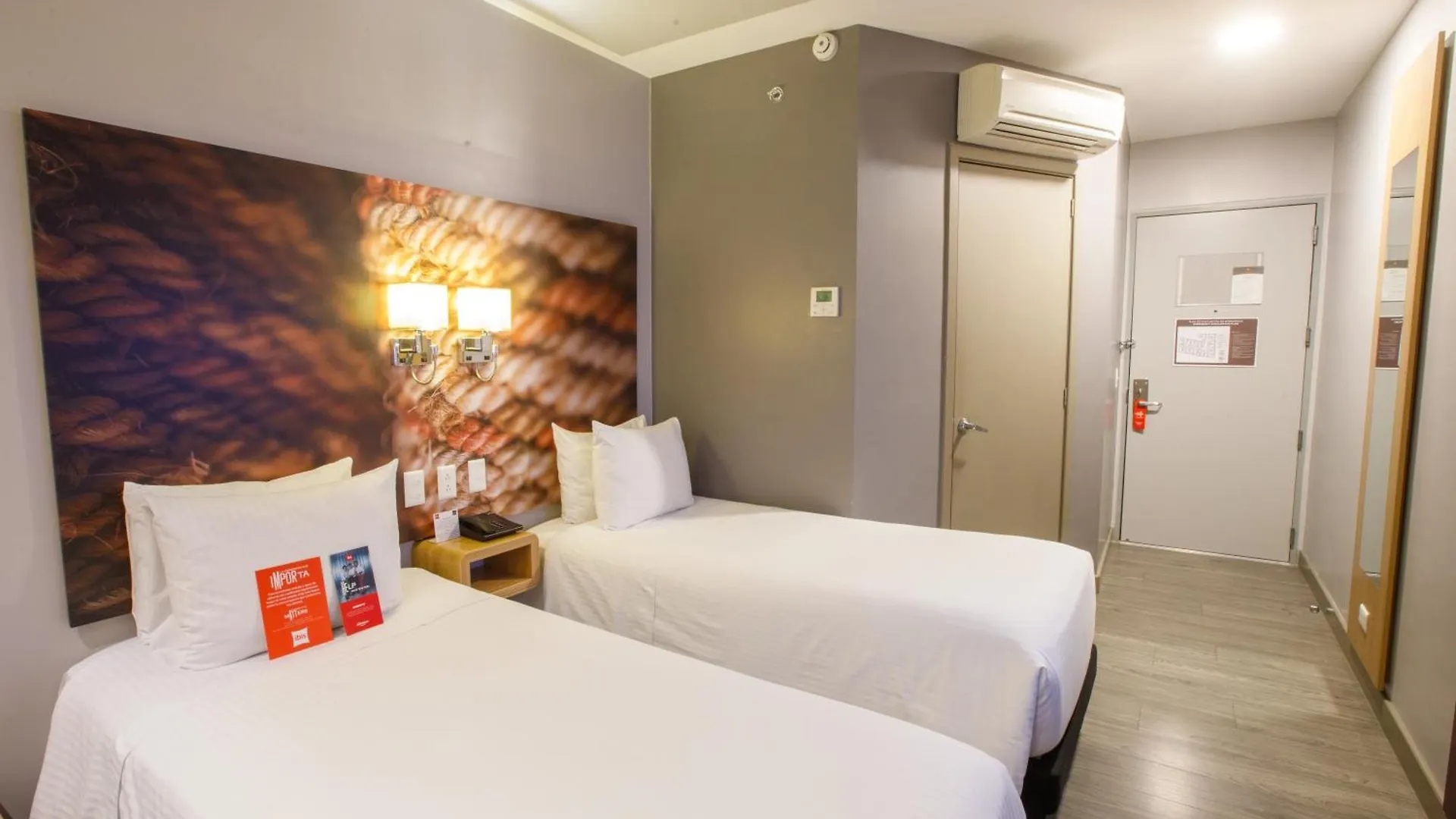 Ibis Quito Hotel