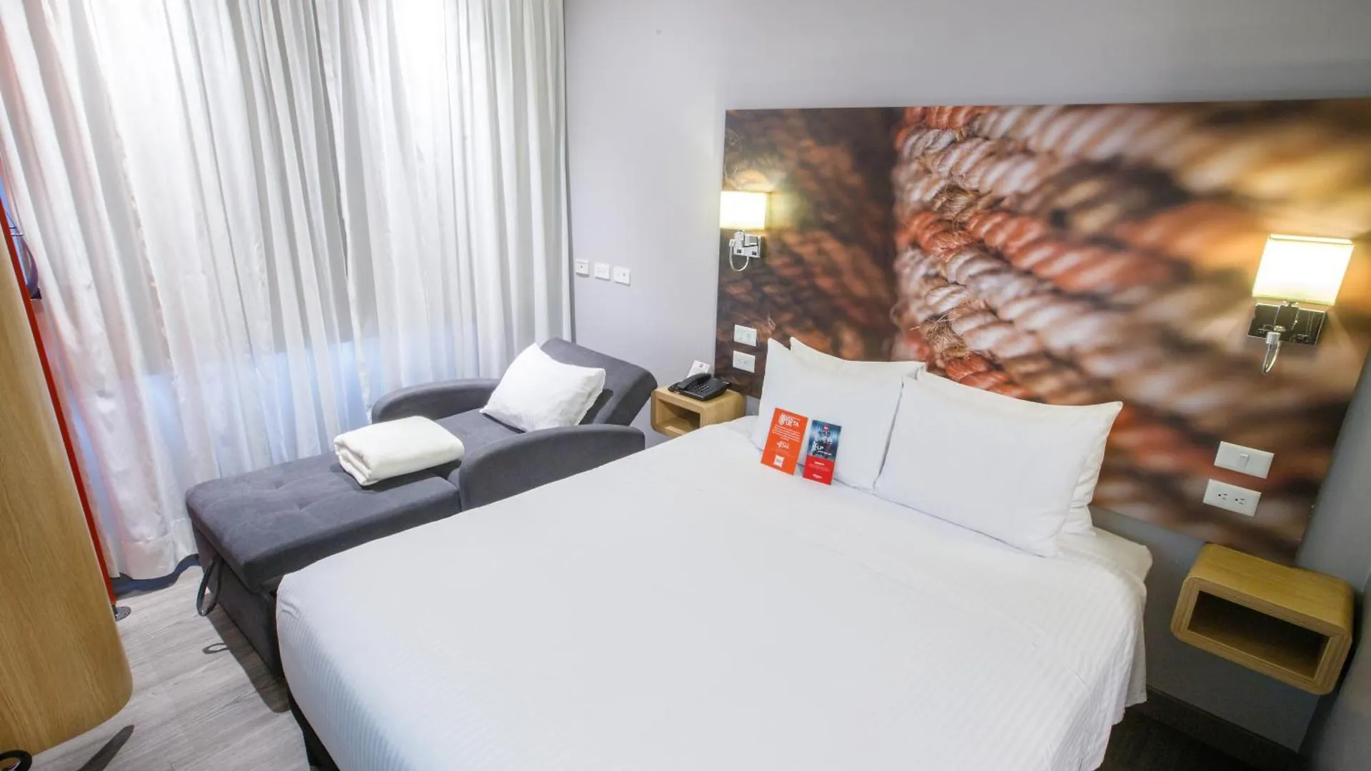 Ibis Quito Hotel