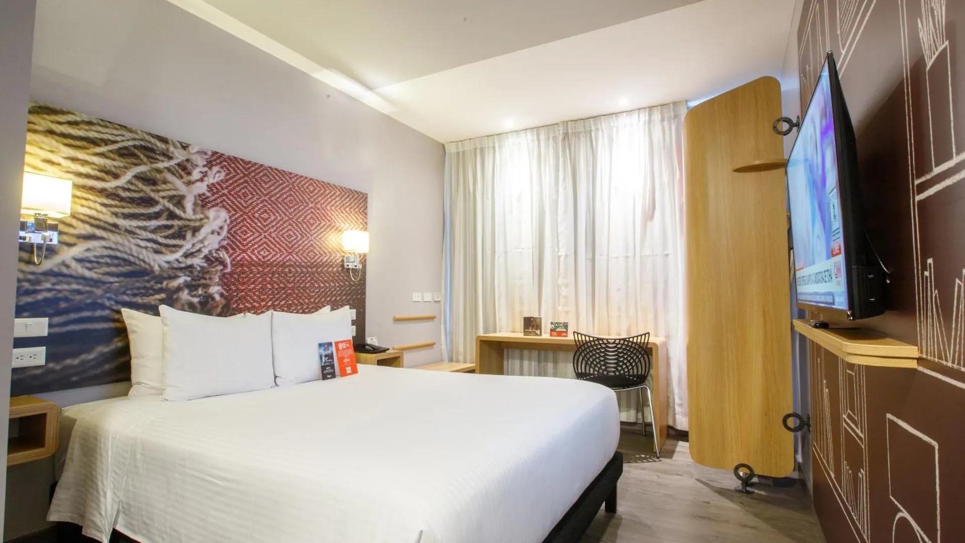 Ibis Quito Hotel
